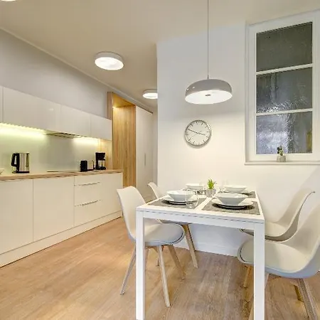 Dom & House Lawnicza Apartment Gdansk